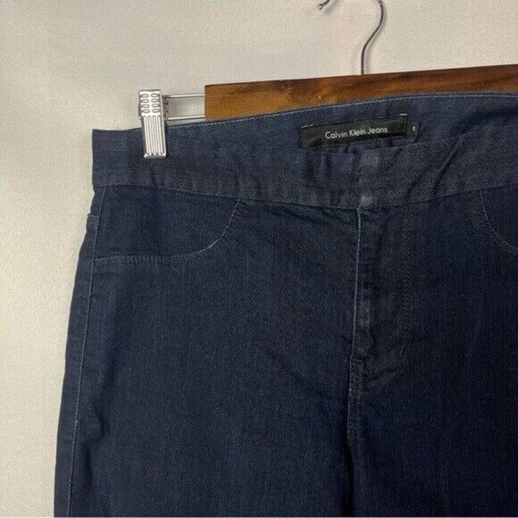 Calvin Klein Dark Wash Mid Rise Skinny Jeans 6 - Picture 3 of 4